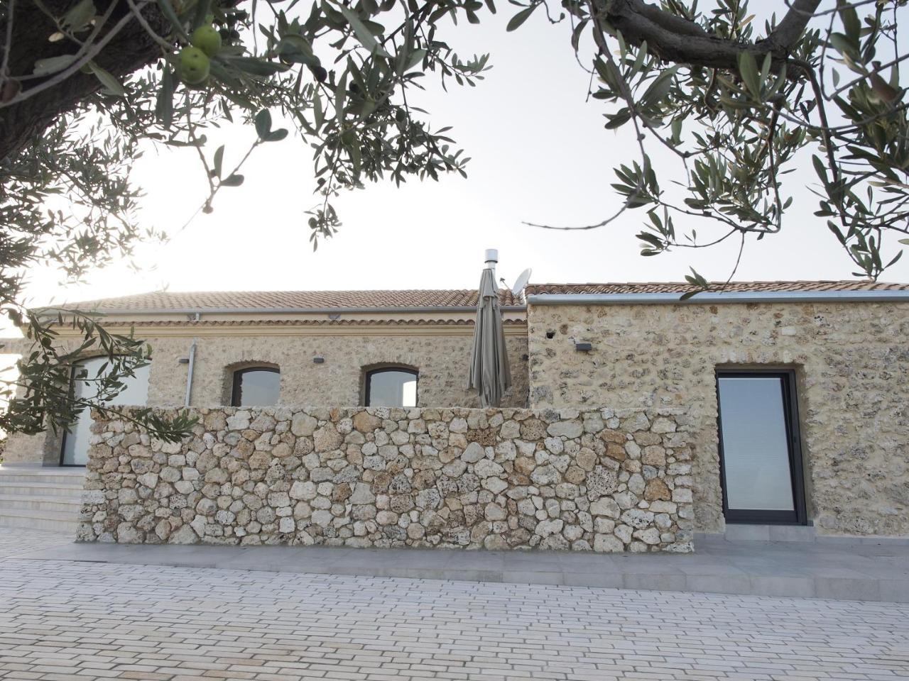 La Foresteria Di Golden Grapes Naro Exteriér fotografie